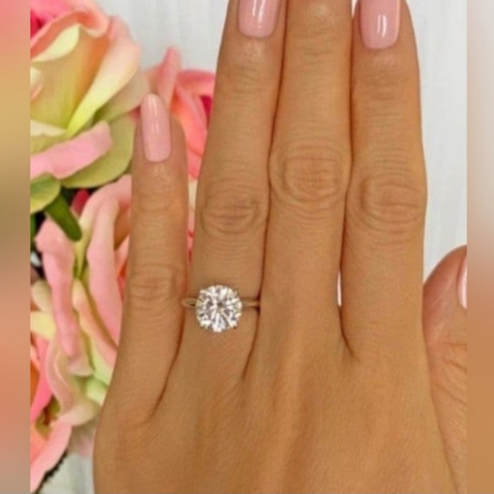 New 5ct Certified Moissanite Engagement Ring, size 7 - Picture 8 of 13